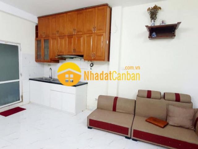 Nhỉnh 2 tỷ có nhà 31m2 đón tết tại phố dương quảng hàm. Cách đường oto 50m