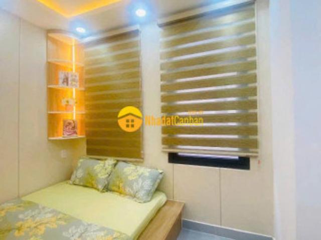 Nhỉnh 2 tỷ nhà mới đẹp p15 tân bình hẻm xe hơi tới cửa