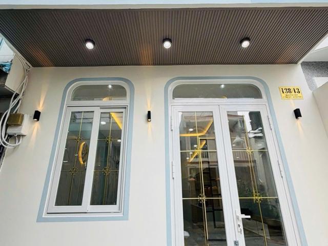 Nhà2 tầng tân hương tân phú mà chỉ nhỉnh 4tỷ nhà mới đẹp ở nga