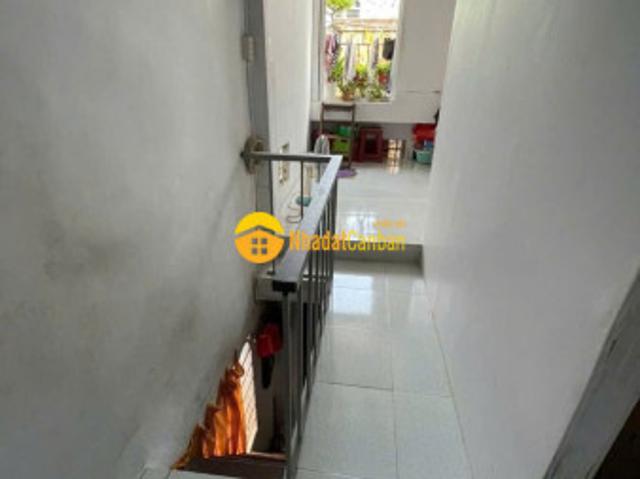 Nhà 3 tầng dưới 4 tỷ không quy hoạch