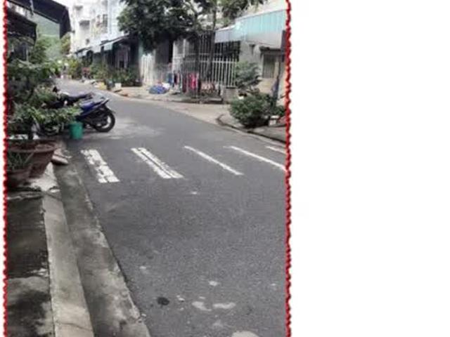 Nhà 3 tầng ở TĐC Vĩnh Trường gần biển Bình Tân Nha Trang giá 2,6 tỷ
