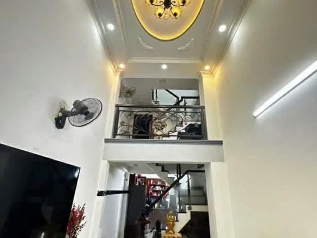 Nhà 3 Tầng Trung Tâm Tân Bình Hẻm 6M – Cách Mạng Tháng 8 Nỡ Hậu Tài Lộc