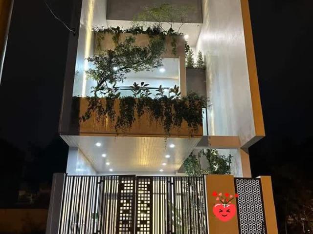 Nhà 3 tầng 3 mê siêu đẹp FULL nội thất Đinh Đức Thiện, Sát biển Hoà Minh