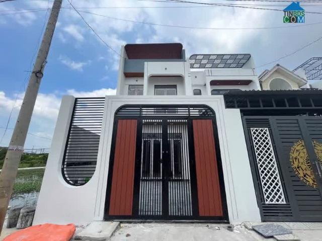 Nhà 1 Trệt 1 Lầu 3PN, Sổ Hồng Riêng Ô Tô Vào Tận Nơi Đường Hồ Văn Cống, Thủ Dầu Một