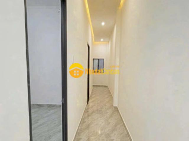Nhà 1 trệt 1 lửng giá rẻ chỉ hơn 1 tỷ trả trước 500tr sang tên ngay