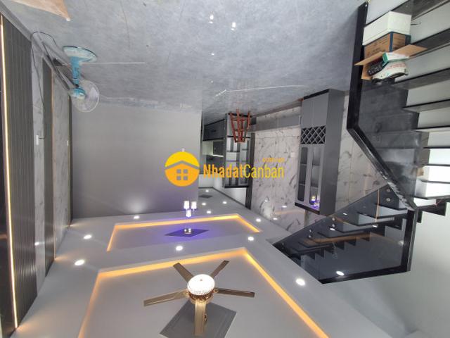 Nhà 1 lầu 1 trệt sr hoàn công 2.7 tỷ75 m2đường thông