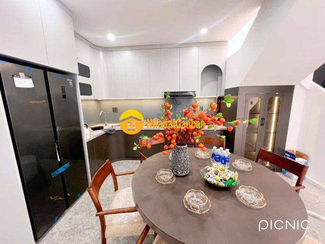 Nhà 1 mê mới đẹp hẻm trung tâm 322 trần phú
