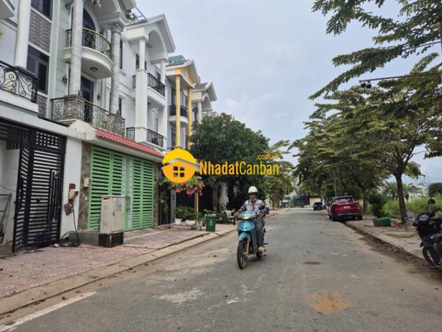 Nhà 1t2l mt đường kdc điền phúc thành, trường lưu, long trường, quận 9, 150m², giá 8.8 tỷ tl
