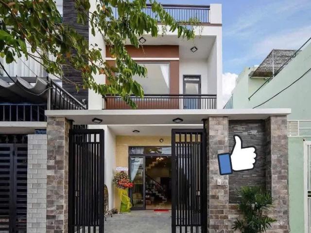 Nhà 2 tầng MT Long Trạch, gần cổng chào huyện Cần Đước, 2 tỷ 7, 108m²