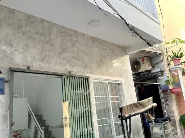 Nhà 2 tầng hẻm 184 Âu Dương Lân P3 Q8. Giá chỉ 2.35 tỷ bớt lộc