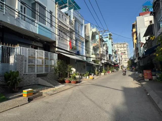 Nhà 2 Tầng Quận 8 4x11 Đường 10M Ngay Chợ, Xe Tải Đậu Thoải Mái Nhỉnh 4 Tỷ