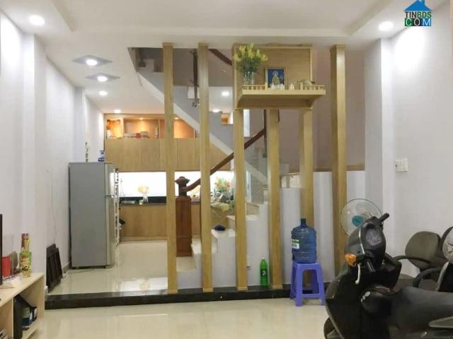 Nhà 2 tầng Tạ Quang Bửu P3 Q8. Giá 5.2 tỷ TL