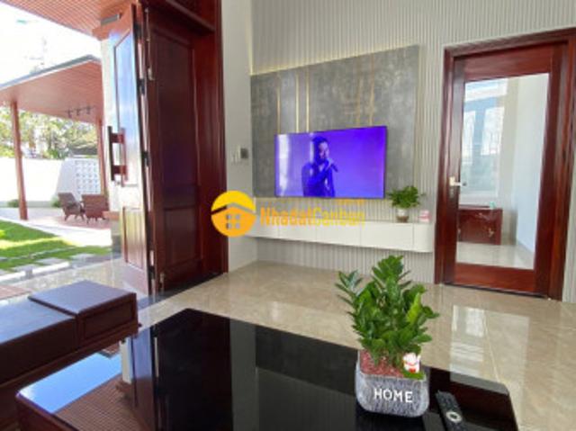 Nhà 2 lô liền kề, đối diện công viên, đường nguyễn ân hoà xuân