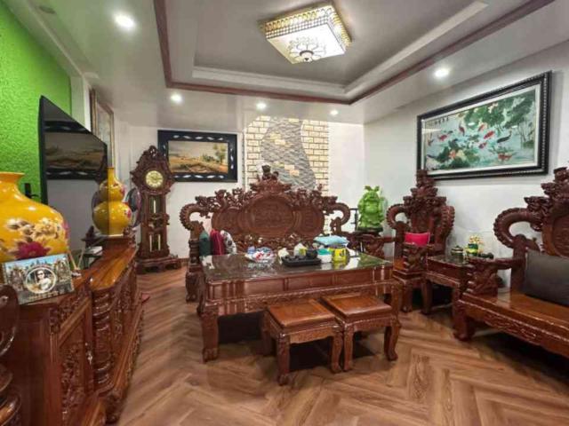 Nhà 4,5 tầng tuyến 3 Lê Hồng Phong 4 phòng ngủ khép kín Chỉ 6,9 tỷ