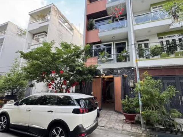 Nhà 4 tầng, MT đường 10m, ngay Lê Văn Thịnh, khu phân lô, 100m2, ngang 5m, 10.5 tỷ