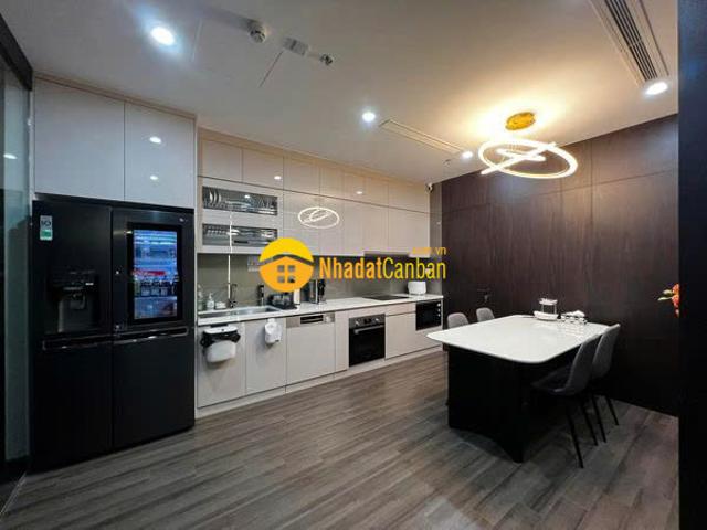 Nhà 4 tầng mt ngan 8m đường nguyễn thái học gần chợ hàn quận hải châu