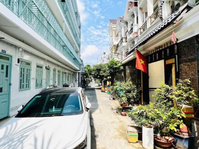 Nhà 4 Tầng Mái Thái Hiện Đại – Lê Văn Khương – Hẻm 8M Ô Tô Ngủ Trong Nhà 75M2 5.85 Tỷ
