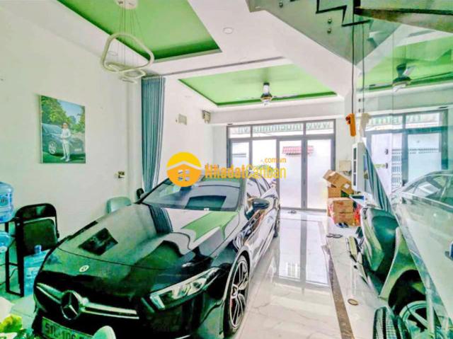 Nhà 4 tầng ngang 5m hẻm xe hơi đường trần xuân soạn giáp quận 8