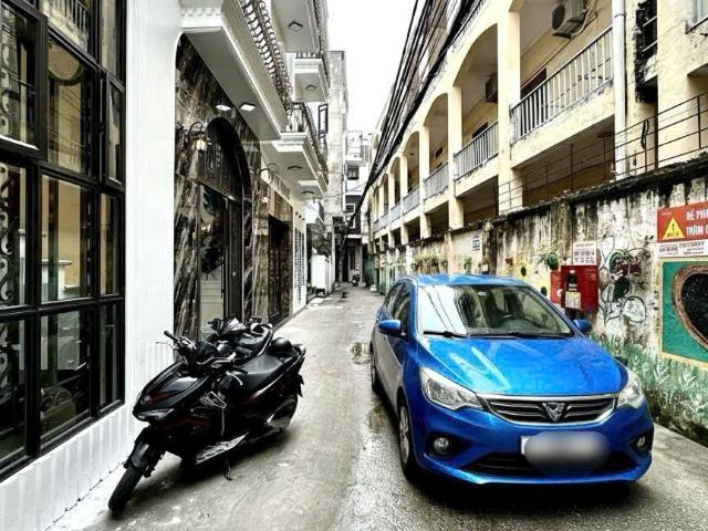 Nhà 4 tầng tân cổ điển – lô góc thoáng đẹp – trung tâm đường đà nẵng – giá 4,79 tỷ