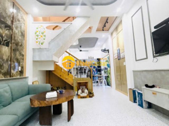 Nhà 4 tầng 44m² ô tô đỗ cửa hiệp thành, q12 4.55 tỷ