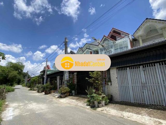 Nhà 4 phòng ngủ tân phước khánh 52