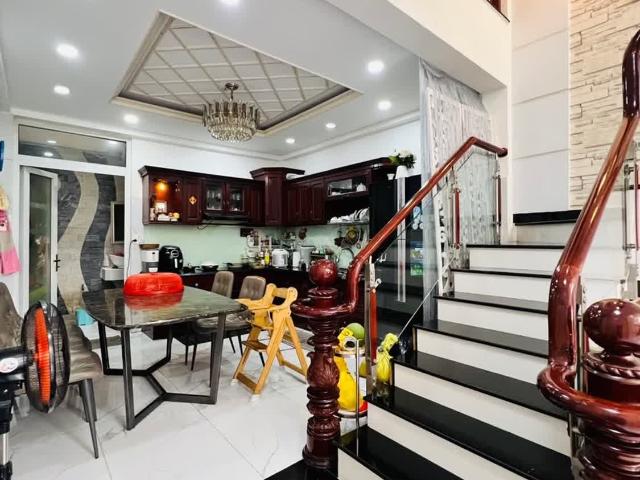 Nhà 5 Tầng Đường An Dương Vương 56m2 Hẻm Xe Tải Đối Diện Công Viên