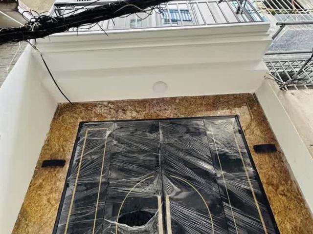Nhà Cần Bán Gấp Tại Đào Tấn, Ba Đình, Gần Phố, 5 Tầng Mới Tinh, Diện Tích 40m2, Nhỉnh 7 Tỷ