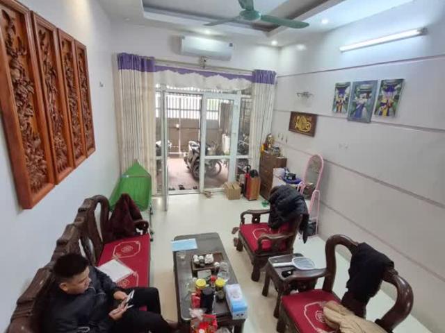Nhà Để Được Ô Tô Ở Vĩnh Khang Gần Trường Học