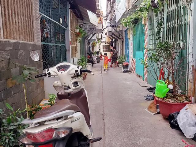 Nhà cấp 4 Hẻm ba gác Sổ vuông vức Giá bao đầu tư Phường 1 Quận 3 nhỉnh 3 tỷ