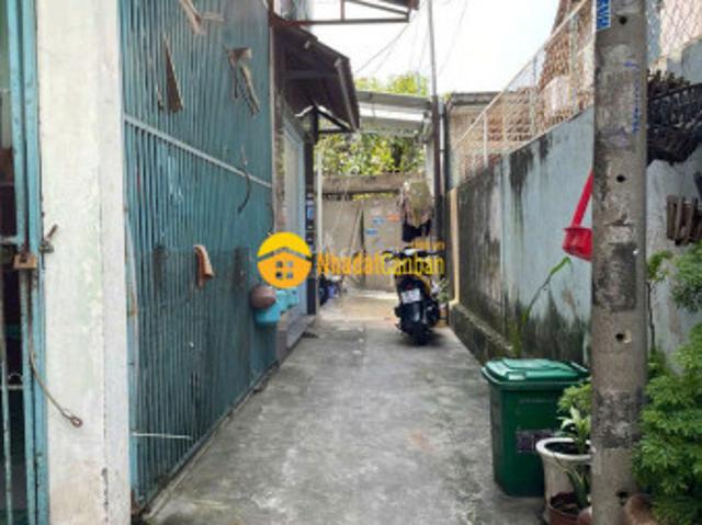 Nhà cấp 4 hẻm lê trọng tấn, bình hưng hòa dt 39m2 giá 2,9 tỷ