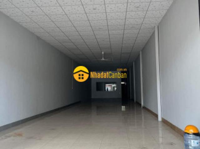 Nhà cấp 4 đường nguyễn hữu thọ 200m2