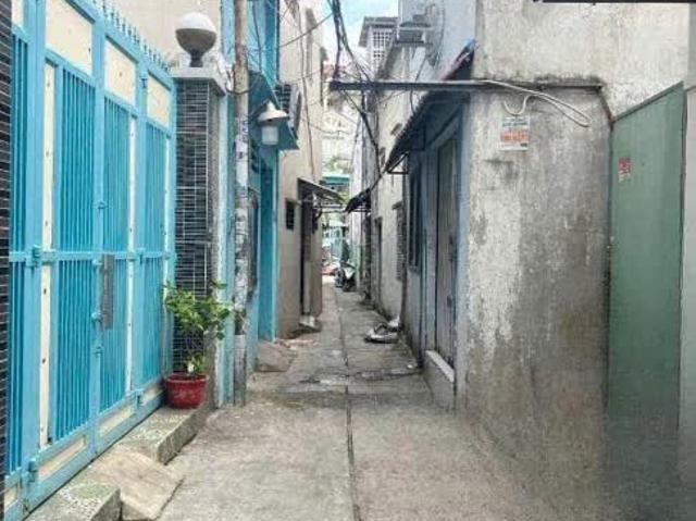 Nhà cấp 4 sát mặt tiền Bùi Minh Trực P5 Q8. Giá chỉ nhỉnh 5 tỷ