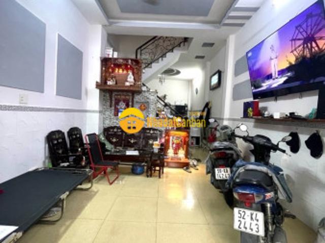 Nhà chiến lược, bình tân 3 tầng btct ngang gần 4m 47m² giá 5,7 tỷ