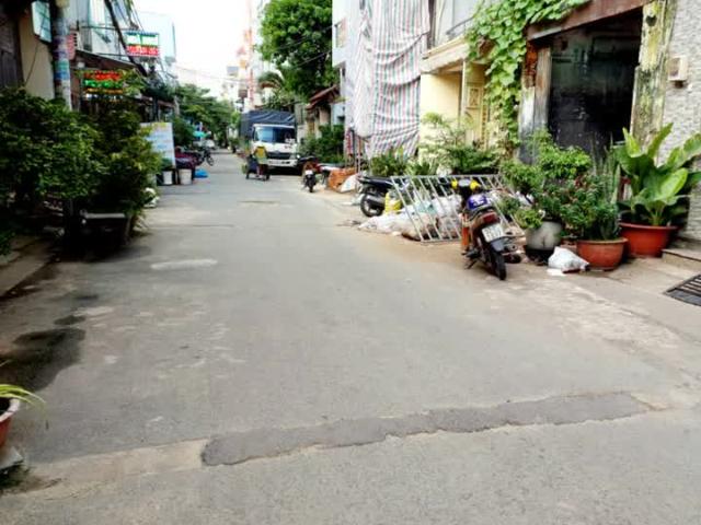 Nhà cho thuê dt 4 x17,3tấm cuối hòa bình, lê văn quới, bình trị đông A, giá12tr/tháng