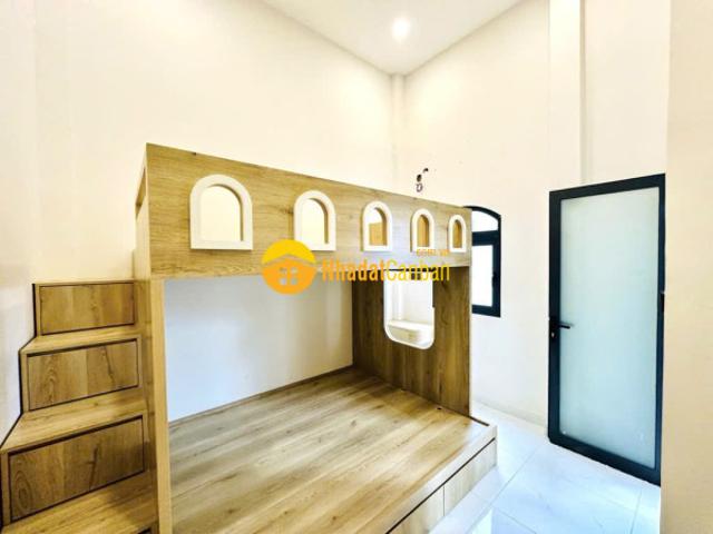 Nhà bán mặt tiền đoàn văn bơ quận 4, mới đẹp, hơn 5 tỷ có ngay mặt bằng kinh doanh thuận tiện