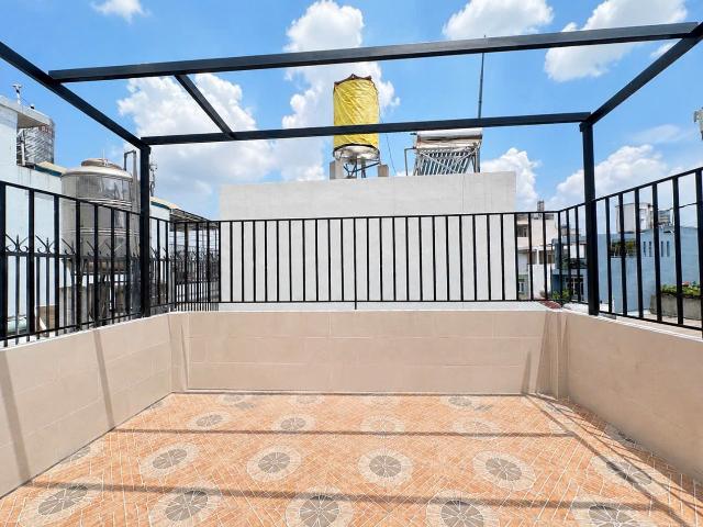 Nhà bán ngay trường chinh sát bàu cát hxh thông ngang 4.3m nở hậu 4 tầng mới toanh 62m²