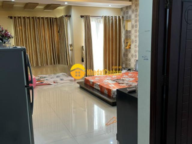 Nhà bán kdc trung sơn 5x20, trệt, 2 lầu, sân thượng, full nội thất, máy lạnh. Giá bán 18tỷ tl