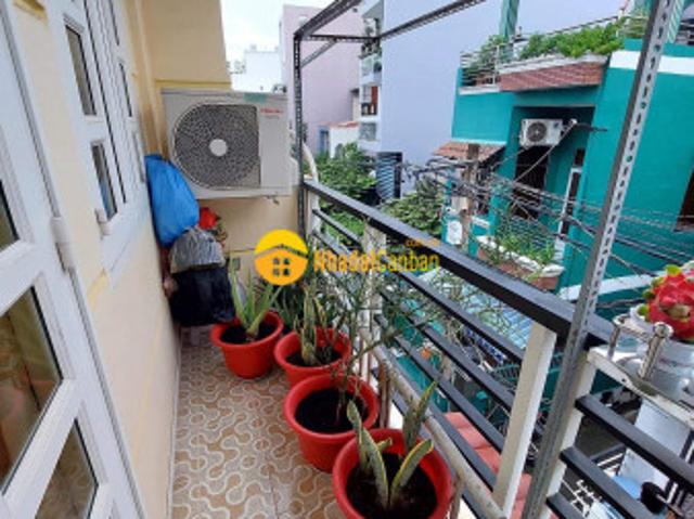 Nhà bán lý thường kiệt, quận tân bình, hẻm xe tải, 3 tầng giá chỉ nhỉnh 2 tỷ