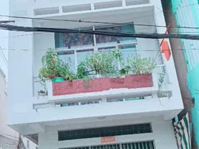 Nhà bán vị trí đẹp Căn góc Mặt tiền Tùng Thiện Vương P11Q8