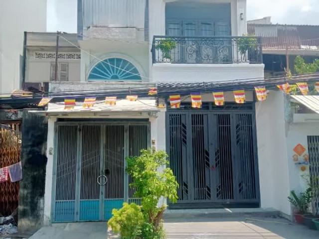 Nhà bán 2 tầng mặt tiền View sông MT Nguyễn Duy P9Q8. Giá 6,2 tỷ TL