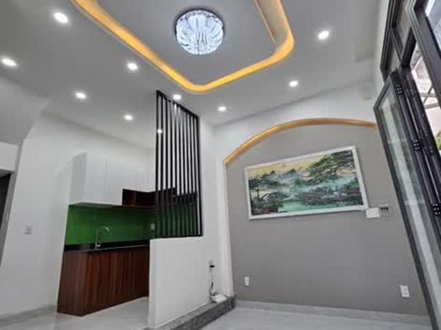 Nhà BTCT Đẹp 4 Tầng, Rộng 4m, Hẻm 1/, Sổ Vuông Giá Nhỉnh 5 Tỷ XX