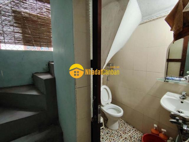 Nhà gần phố hào nam, ngõ thông rộng, 2 thoáng, 42m2 mt rộng, cải tạo 7t thang máy, ở và cho thuê