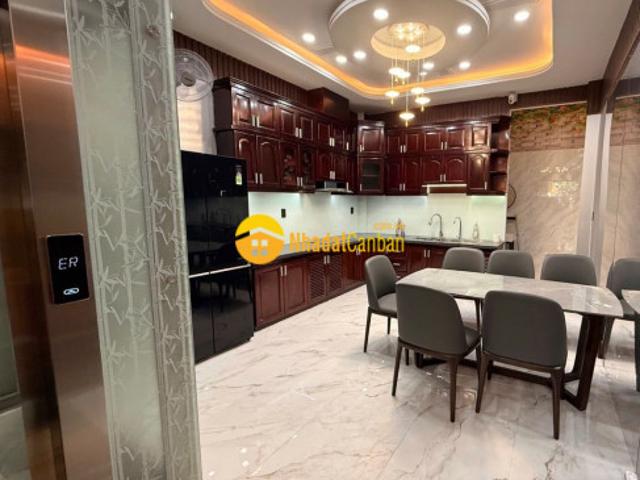 Nhà gò vấp cao cấp 4 tầng thang máy xe hơi ngủ trong nhà 15.3 tỷ