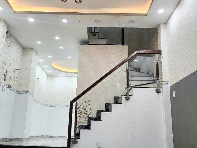 Nhà góc 4 tầng hẻm 312 Âu Dương Lân P3 Q8