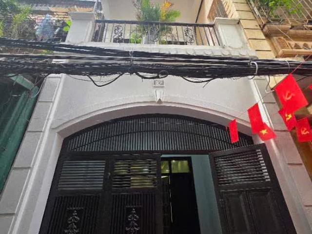 Nhà Dân Xây 4 Tầng – Ô Chờ Thang Máy –268 Phố Ngọc Thụy – Long Biên – 68,2m² – 10,7 Tỷ