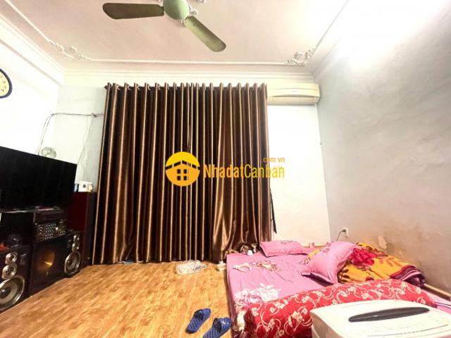 Nhà dân xây mặt ngõ ô tô kinh doanh sầm uất 30m 5t 11xtỷ sổ đẹp tân ấp quận ba đình