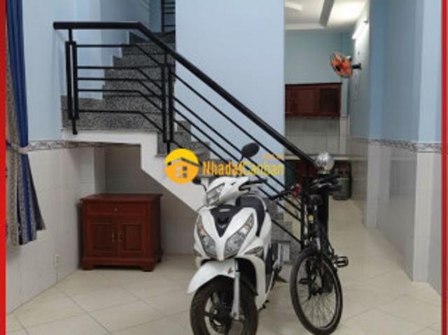 Nhà đep nơ hâu q. 8 gân 45m², 4 tầng, nhỉnh 5 tỷ, 4pn, vao ơ ngay, phạm thế hiển