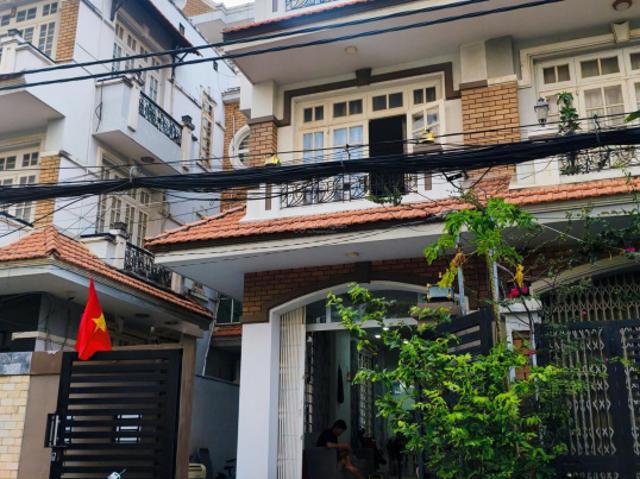 Nhà khu vip Tạ Quang Bửu, Quận 8, 4 tầng, 6x20m, view cực đẹp, sát CC Giai Việt, chỉ hơn 22tỷ