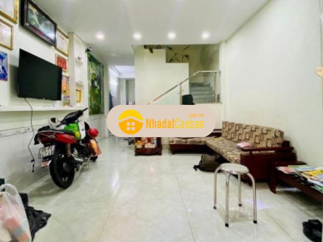 Nhà kiên cố 4 tầng lạc long quân gần chợ tân bình