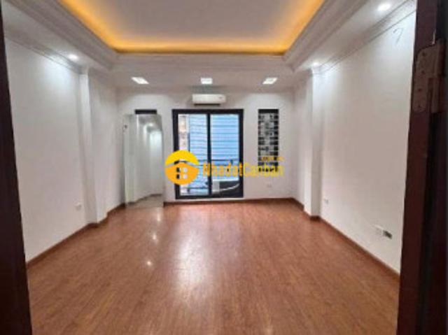 Nhà hồ tùng mậu cầu giấy kv nam từ liêm